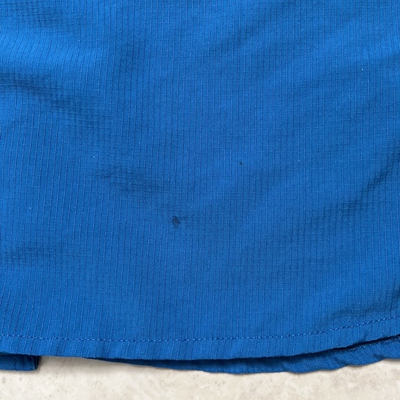 Mens Medium Blue Duluth Vented coolplus button shirt - Picture 9 of 10